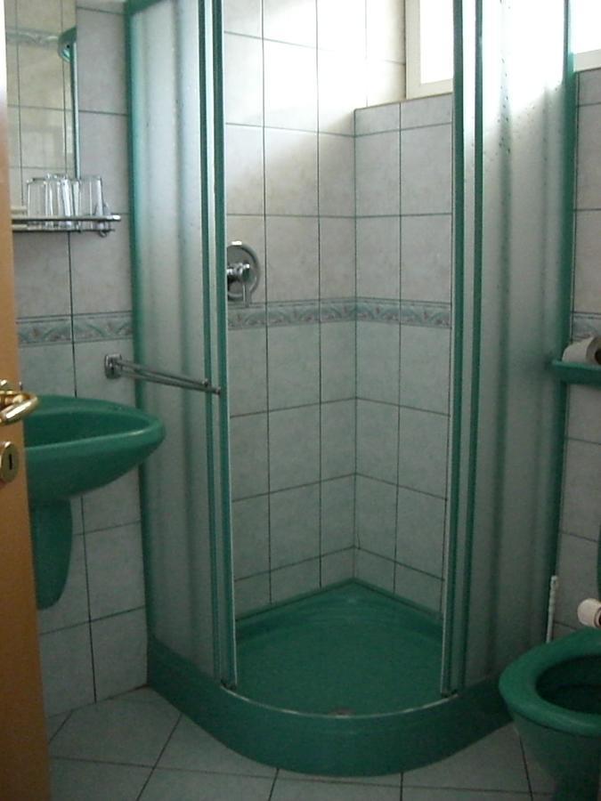 Отель Napfuerdo Vendeghaz Мезёкёвешд Номер фото