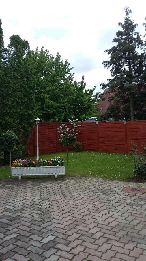 Отель Napfuerdo Vendeghaz Мезёкёвешд Экстерьер фото